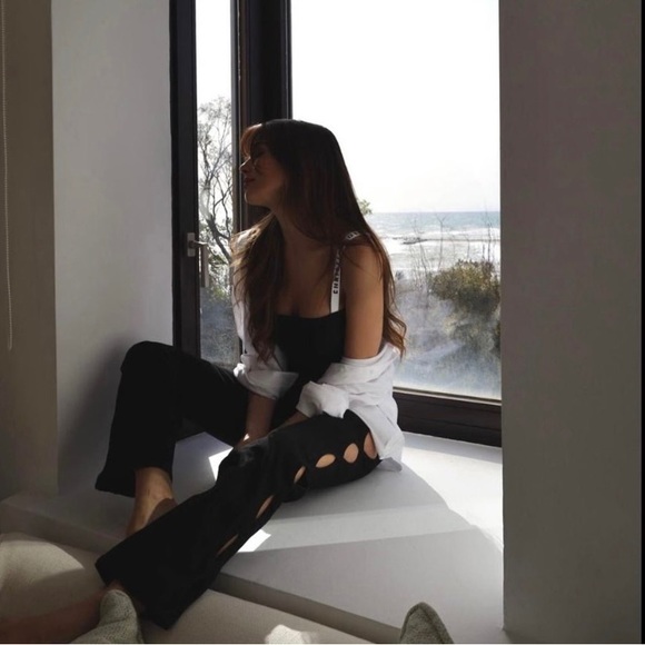 NEW Zara Straight Fit Cut Out High Waist Black Jeans 6929/002 Size 0 2 4 6 - Picture 2 of 9